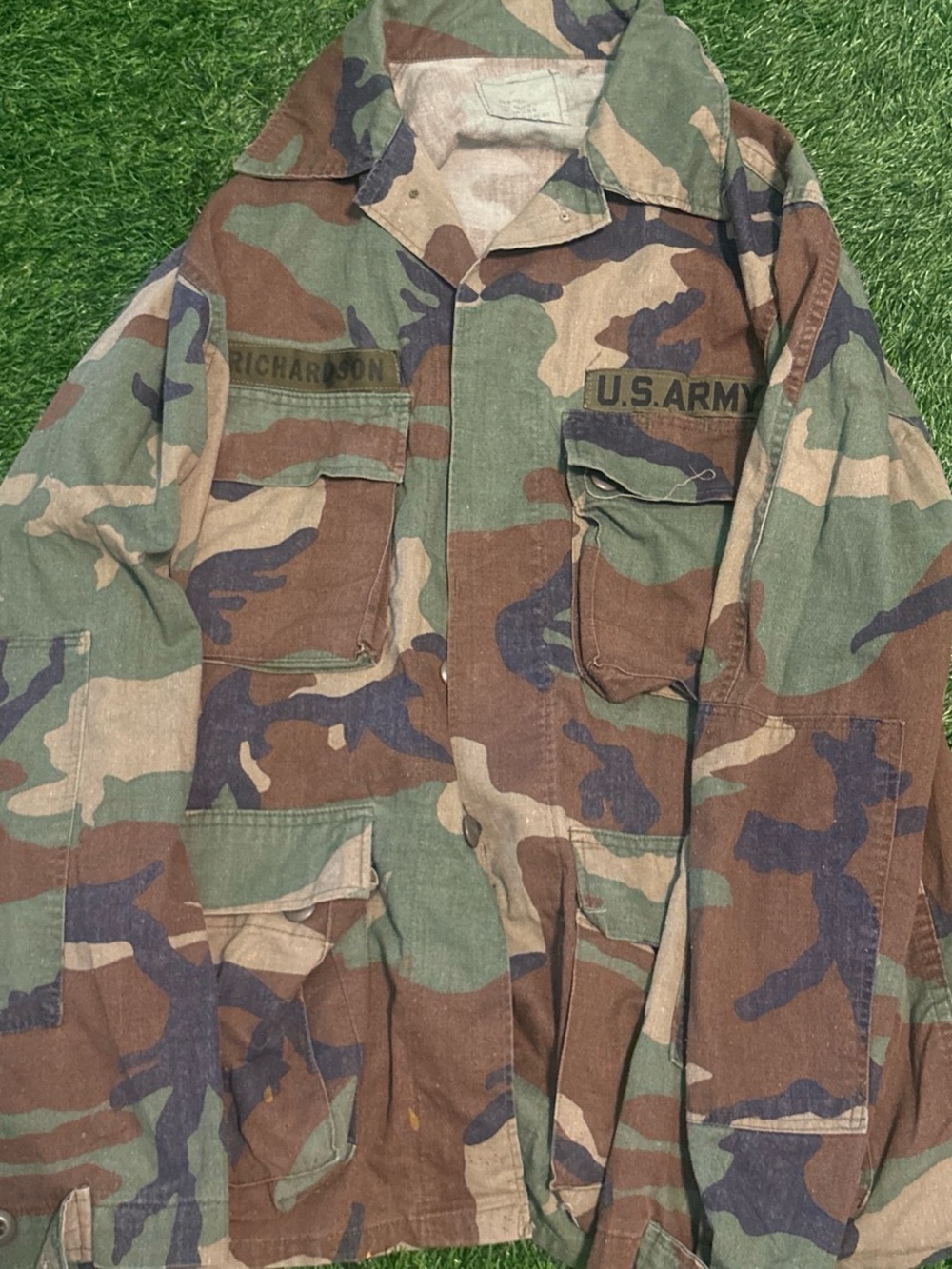 Vintage U.S. Army Woodland Camo Field Jacket Medium